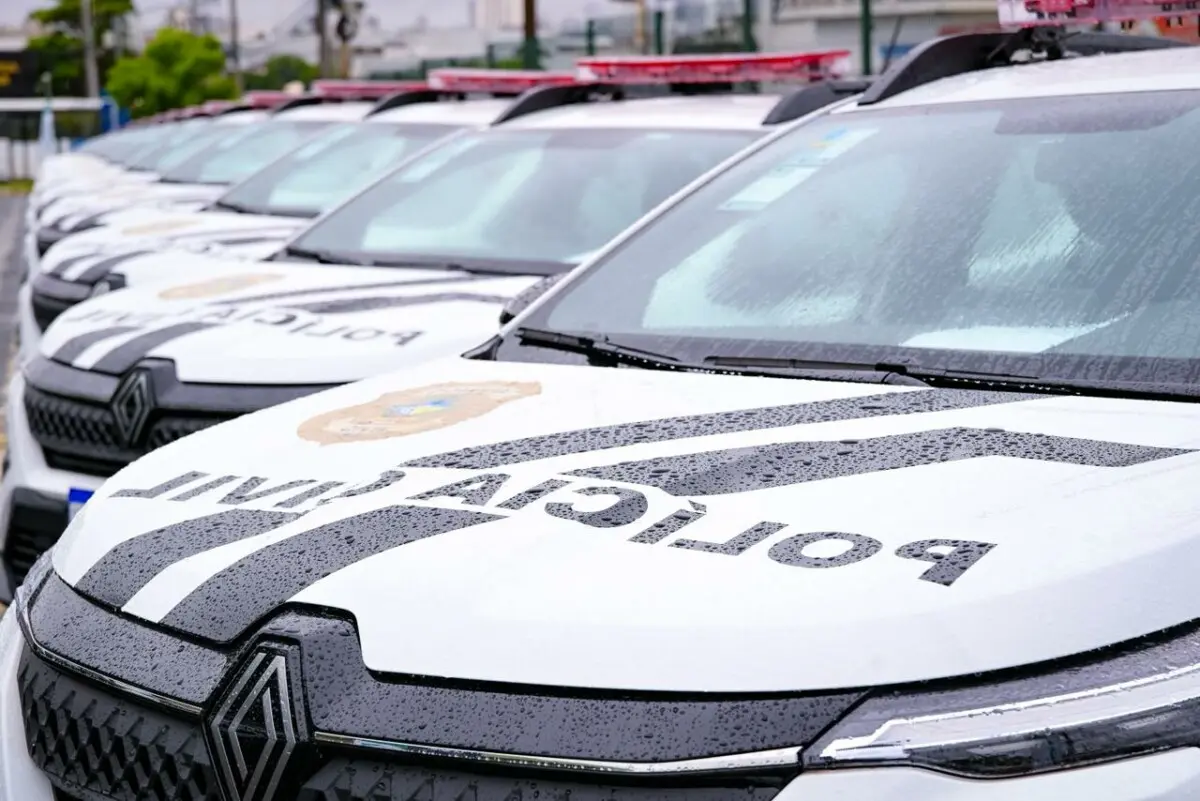 policia-civil-recebe-30-novas-viaturas-fortalecendo-a-atuacao-das-deams-em-todo-o-estado-1.webp.webp