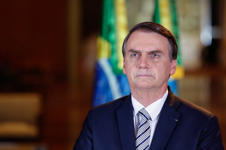Jair-Bolsonaro-by-Isac-Nobrega.jpg