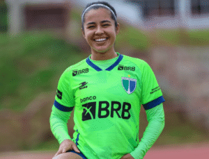 Monse-Ayala-1024x782.png