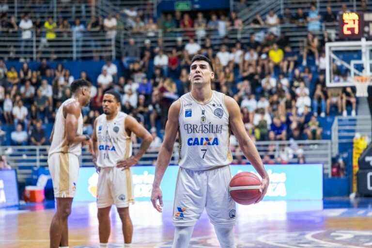 Corvalan-Brasilia-Basquete.jpeg
