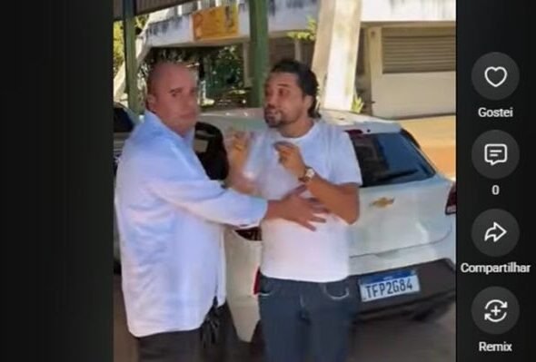 Video-tenso-Vereador-pega-porrada-ao-cobrar-ex-governador-de-Goias-696x399.jpg